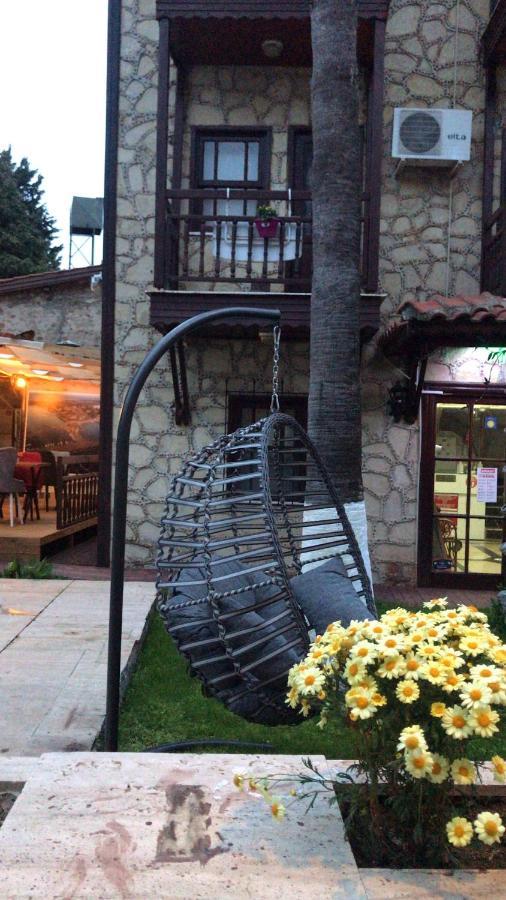 Adalis Boutique Hotel Side Exterior foto